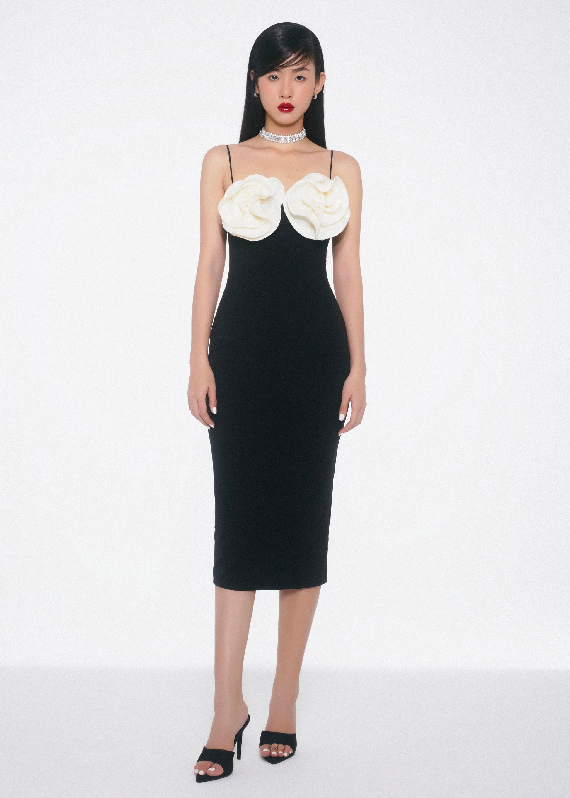 Eternal Rose Dress – Black Romantic Bodycon Midi Dress with 3D