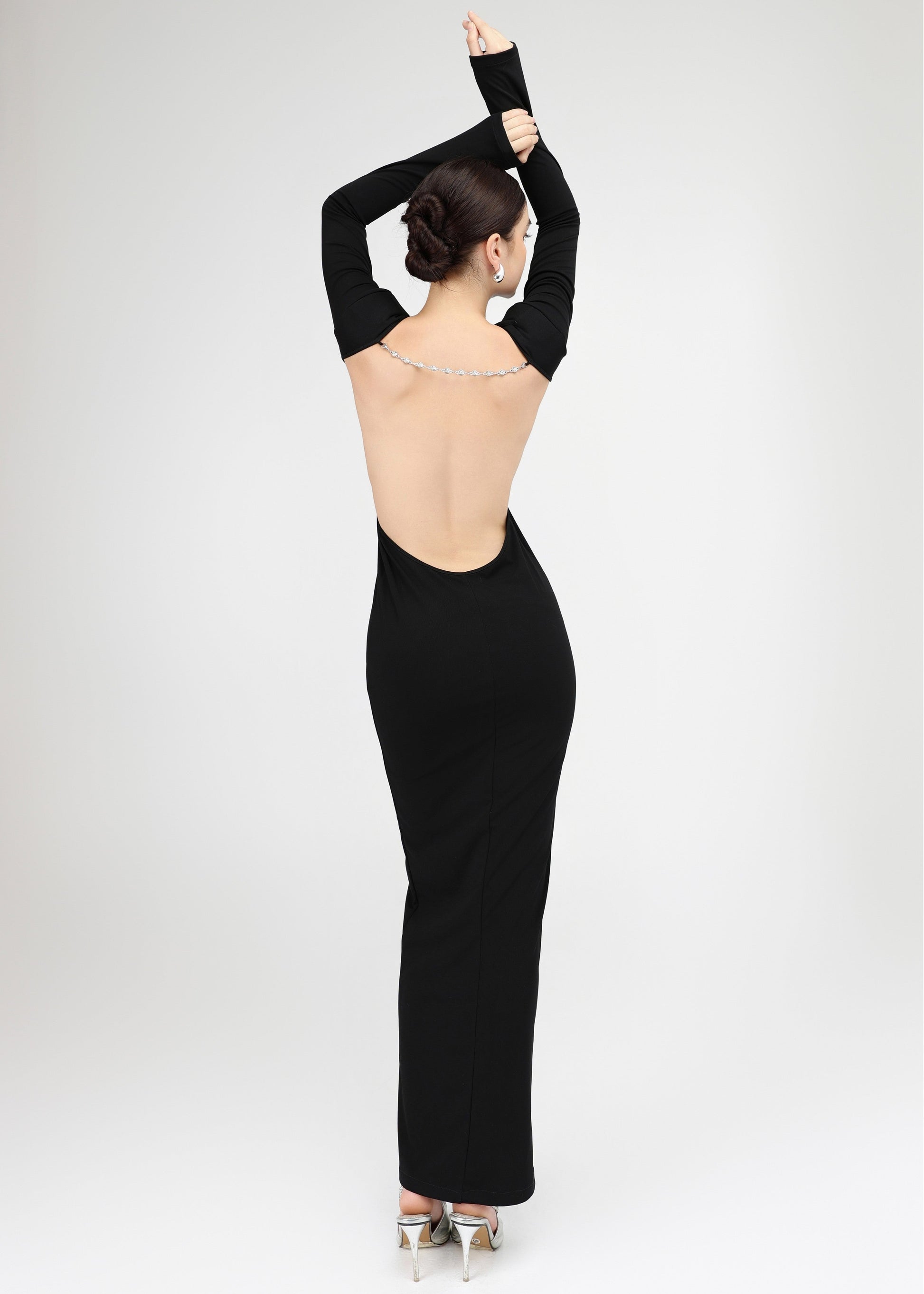 The Ritual Dress Timeless Form-Fitting Black dress with Subtle Cutou New Em The Ritual Dress Timeless Form-Fitting Black dress with Subtle Cutou New Em